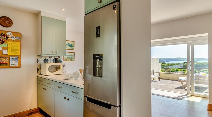 Photo of 2 Bed in Kingsbridge