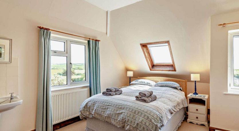 Photo of 2 Bed in Kingsbridge