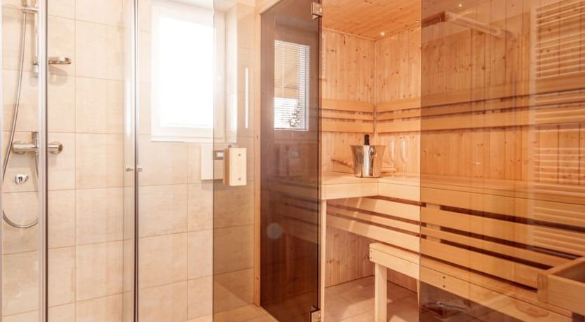 Photo of Lakeside Village 8 (+ sauna)