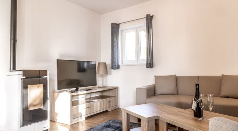 Photo of Lakeside Village 8 (+ sauna)