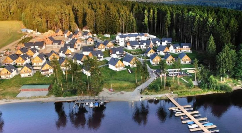 Photo of Lakeside Village 8 (+ sauna)