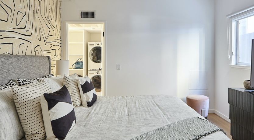 Photo of Graffito Uno