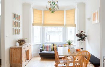 Groovy Vauxhall Holiday Cottage