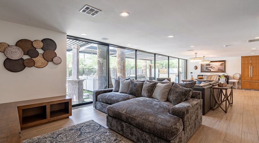 Photo of Desert Diver