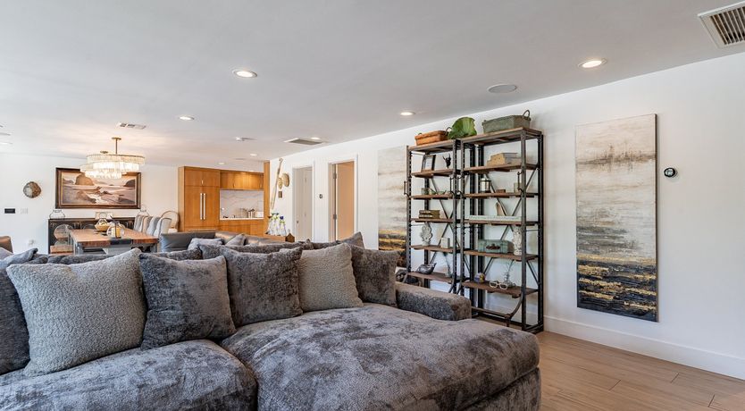 Photo of Desert Diver