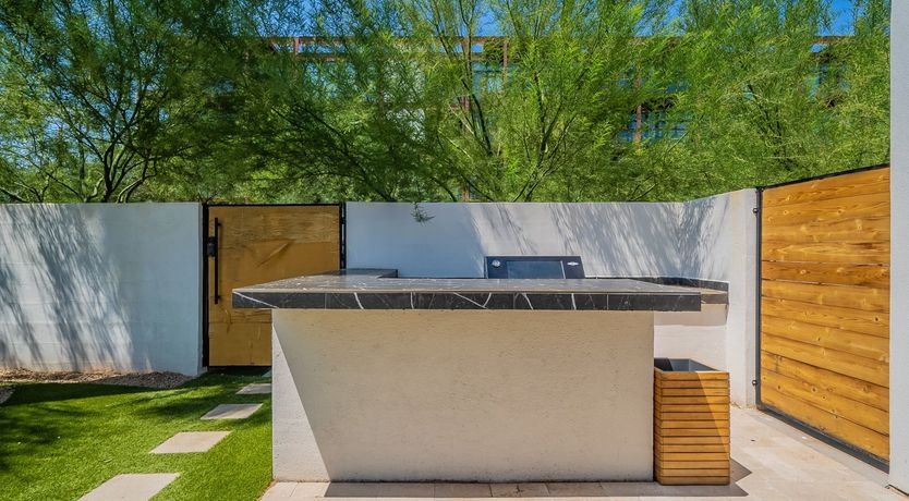 Photo of Desert Diver