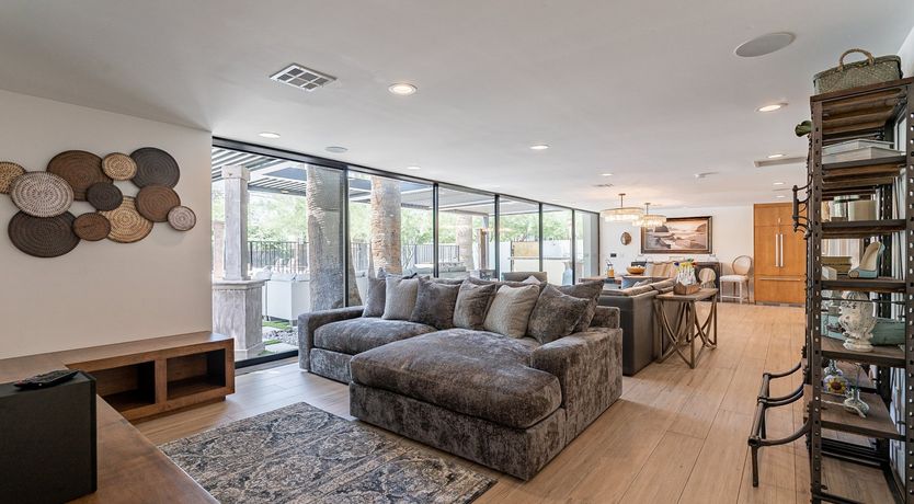 Photo of Desert Diver