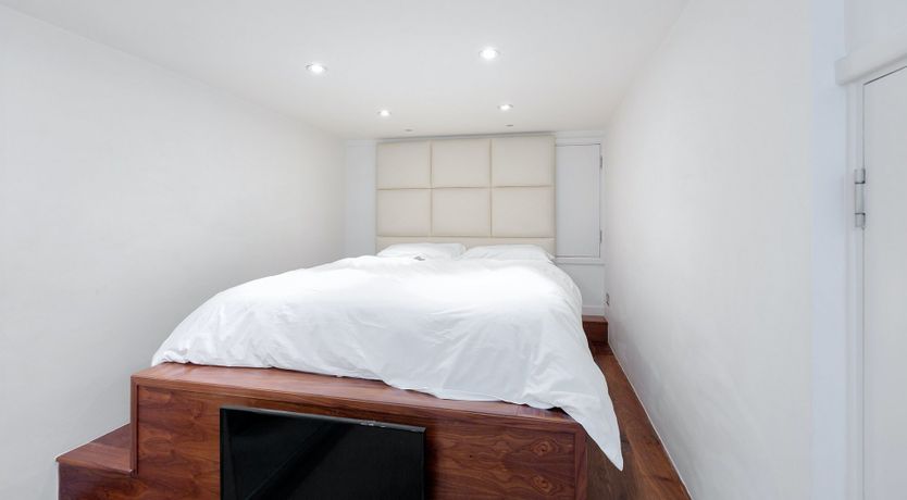 Photo of Skyfall House