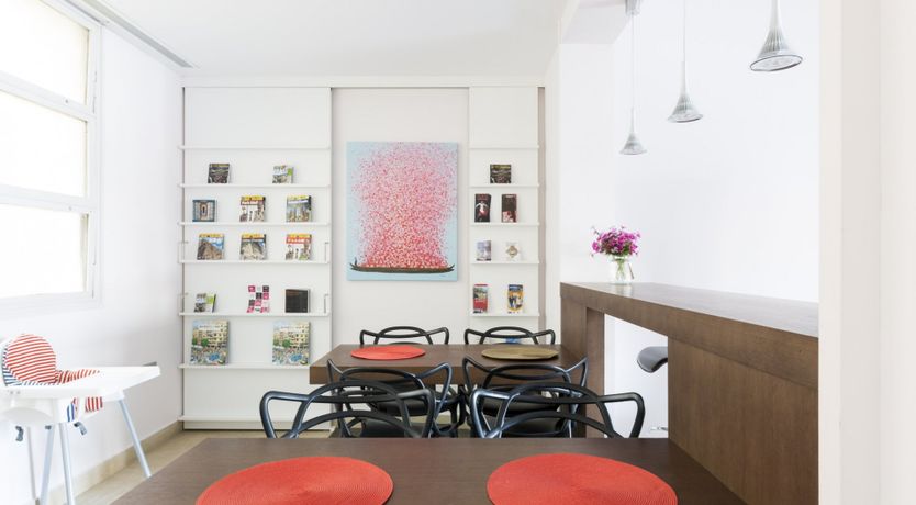 Photo of The Ebony Azulejo