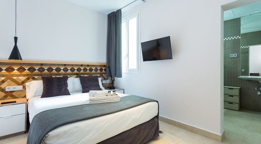 Photo of The Ebony Azulejo