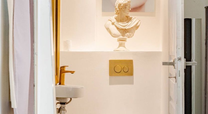 Photo of Le Contemporary Triangle D'Or