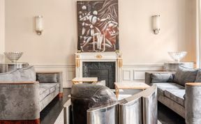 Photo of Le Contemporary Triangle D'Or