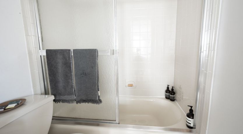 Photo of The Williamsburg Wave