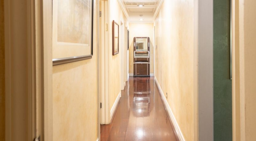 Photo of The Green Gator