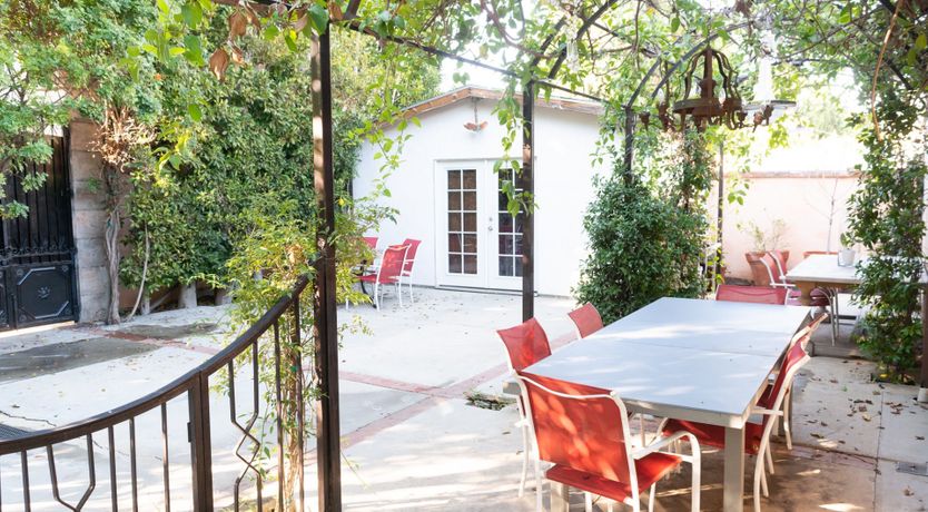 Photo of The Green Gator