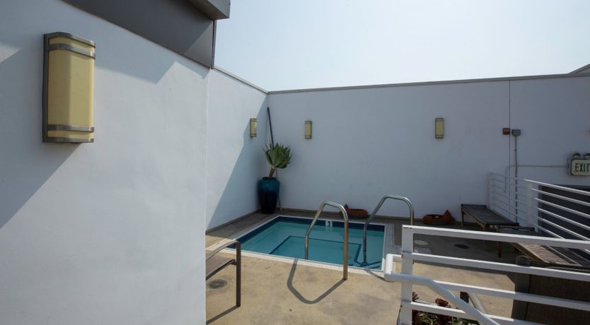 Photo of Pia's Warehouse