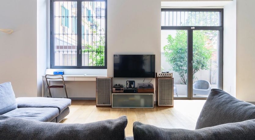 Photo of Wave's Crest