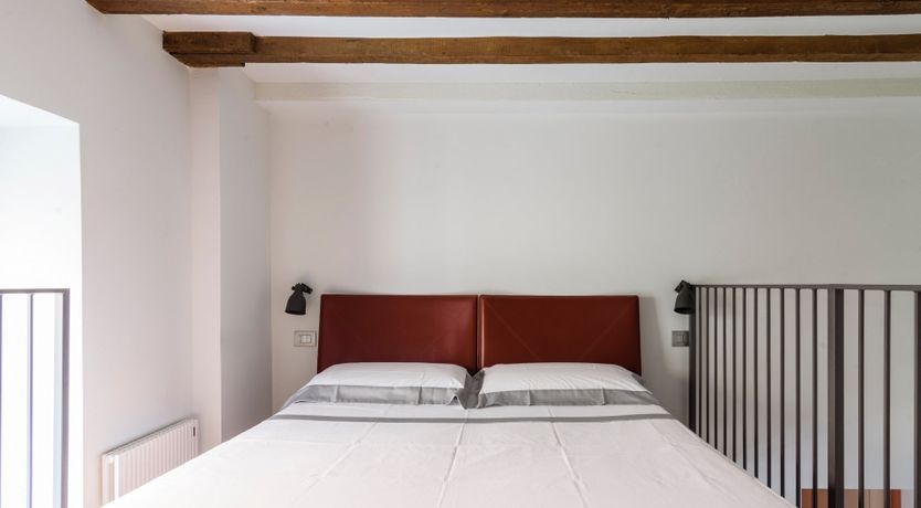 Photo of Wave's Crest