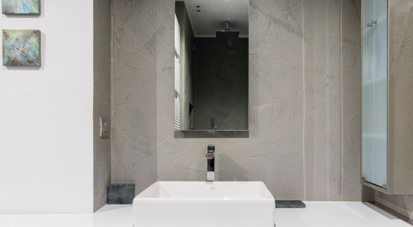 Photo of Wave's Crest