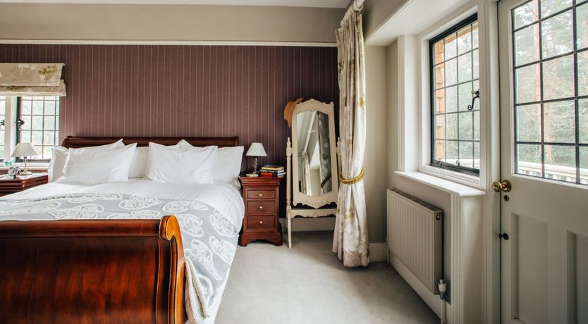 Photo of Emerald & Lush