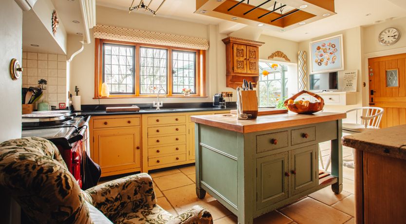 Photo of Emerald & Lush