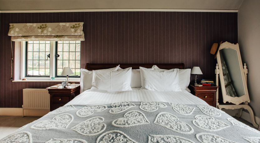 Photo of Emerald & Lush