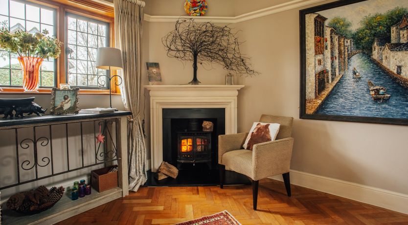 Photo of Emerald & Lush