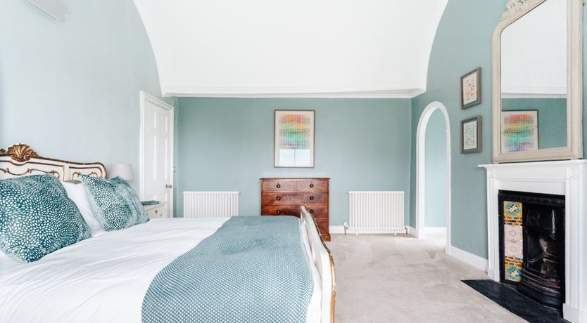 Photo of Ye Olde Church House