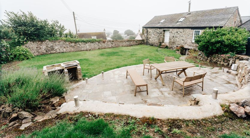 Photo of Ye Olde Church House