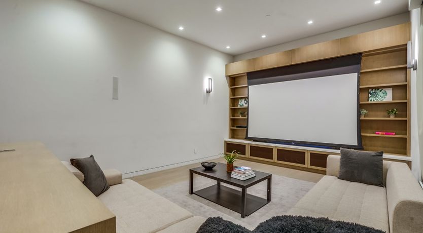 Photo of Menta Buena