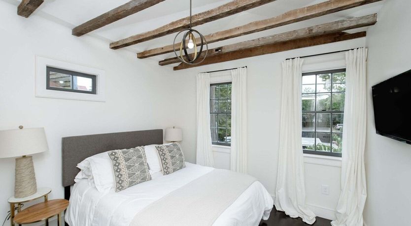 Photo of Rocking Chair Residence