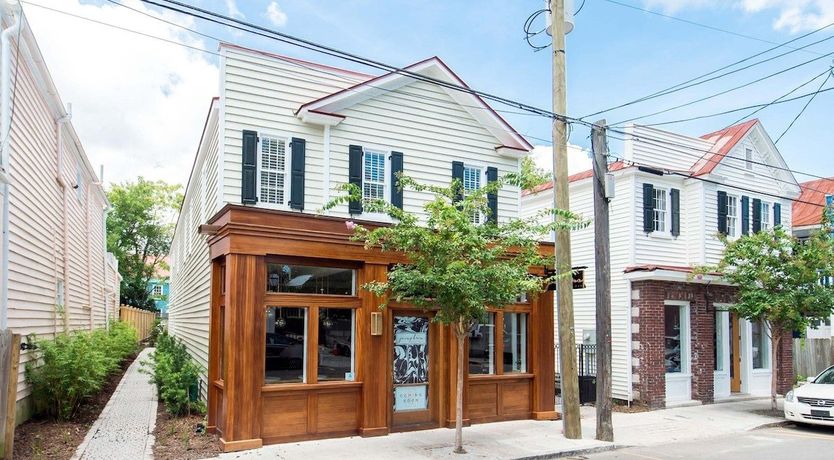 Photo of Rocking Chair Residence