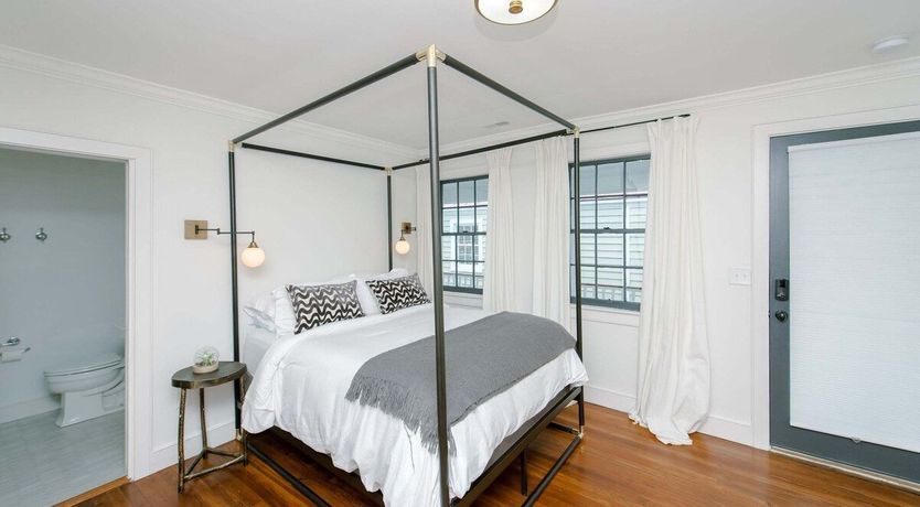 Photo of Rocking Chair Residence