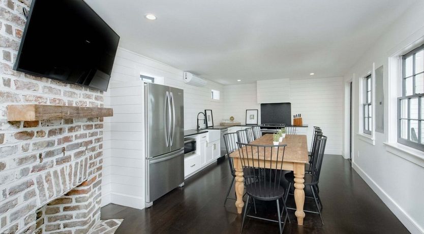 Photo of Rocking Chair Residence