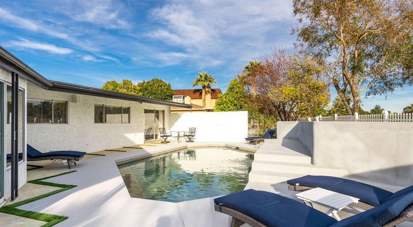 Photo of Roaring Water