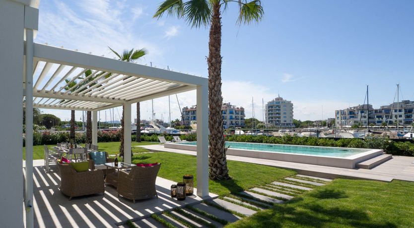 Photo of Iris by the Sea