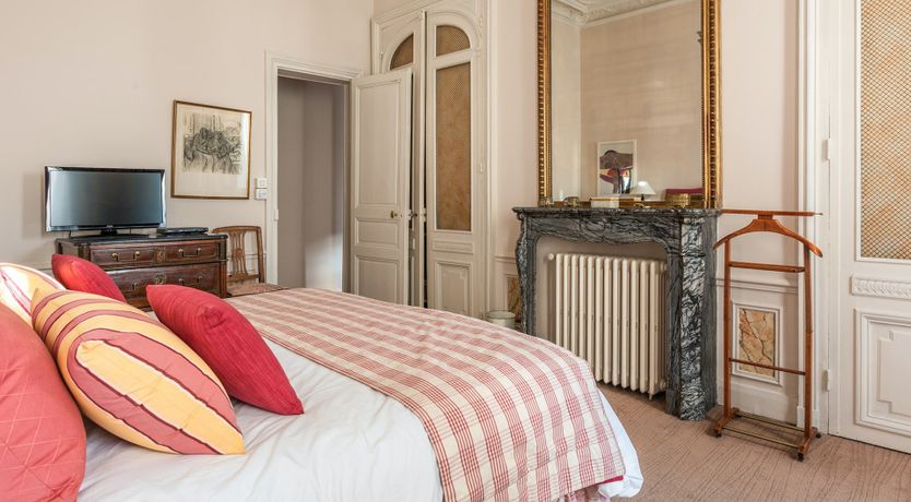 Photo of Haussmann Place