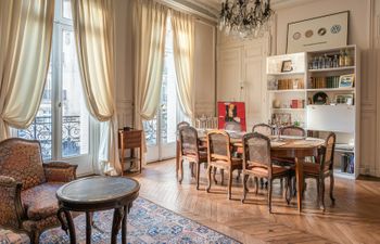 Haussmann Place Apartment