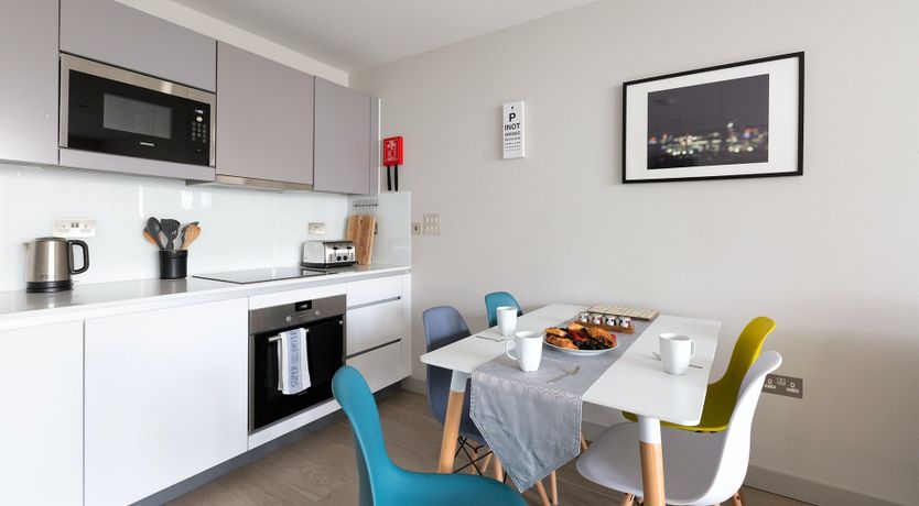 Photo of The Ealing Esquire II