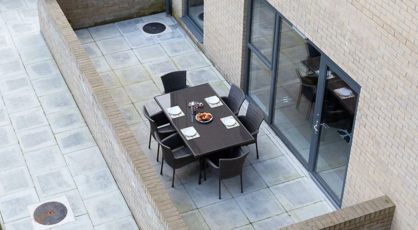 Photo of The Ealing Esquire II