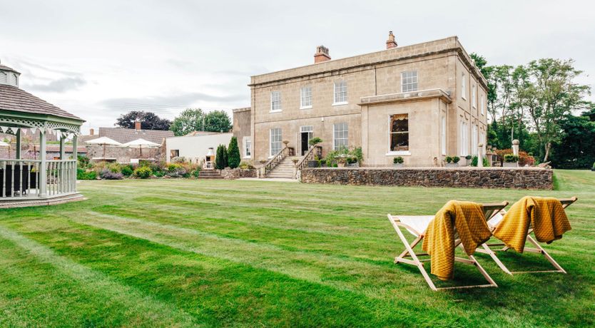 Photo of Antarctic Manor