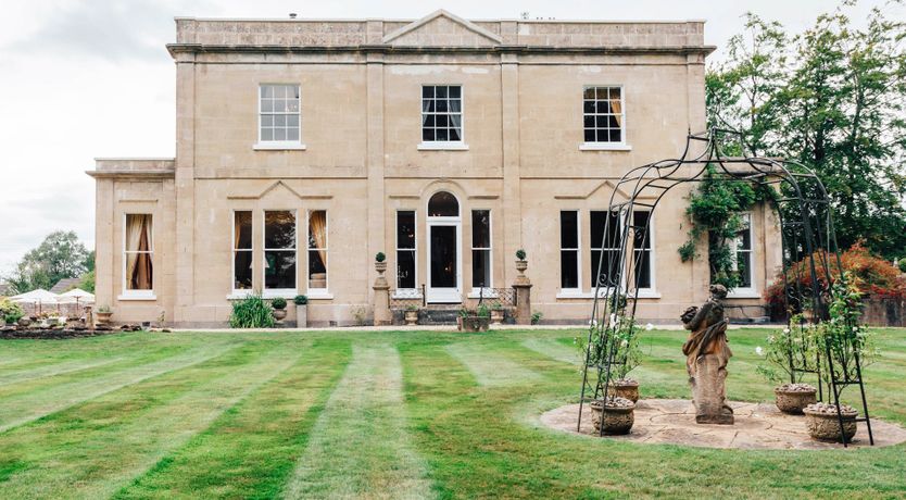 Photo of Antarctic Manor