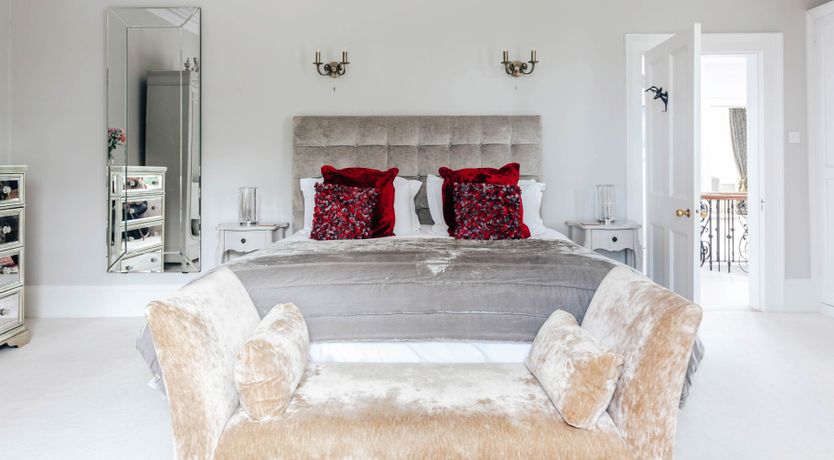 Photo of Antarctic Manor