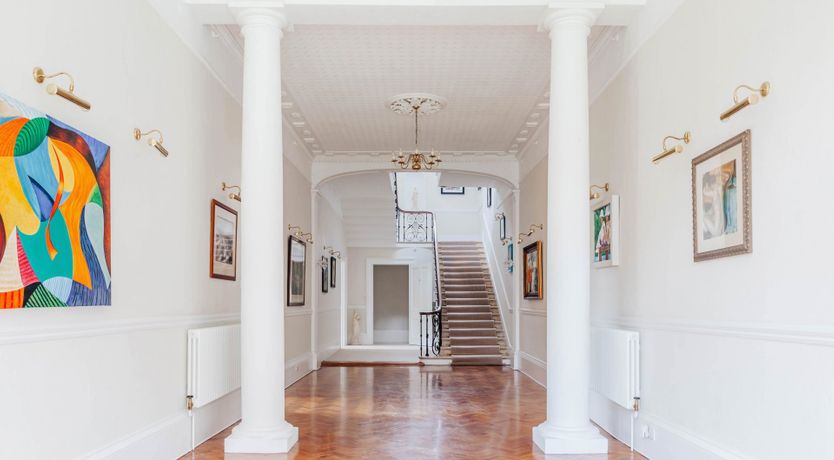 Photo of Antarctic Manor