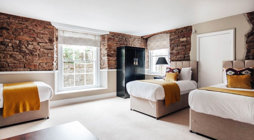 Photo of Antarctic Manor