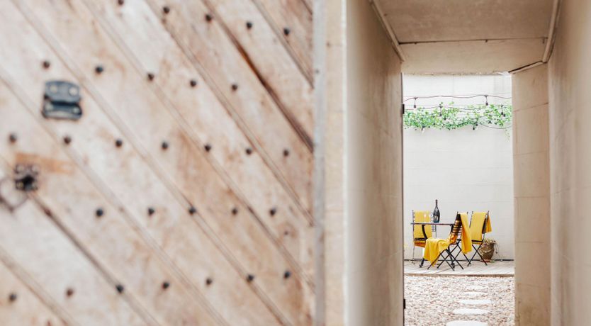 Photo of Antarctic Manor