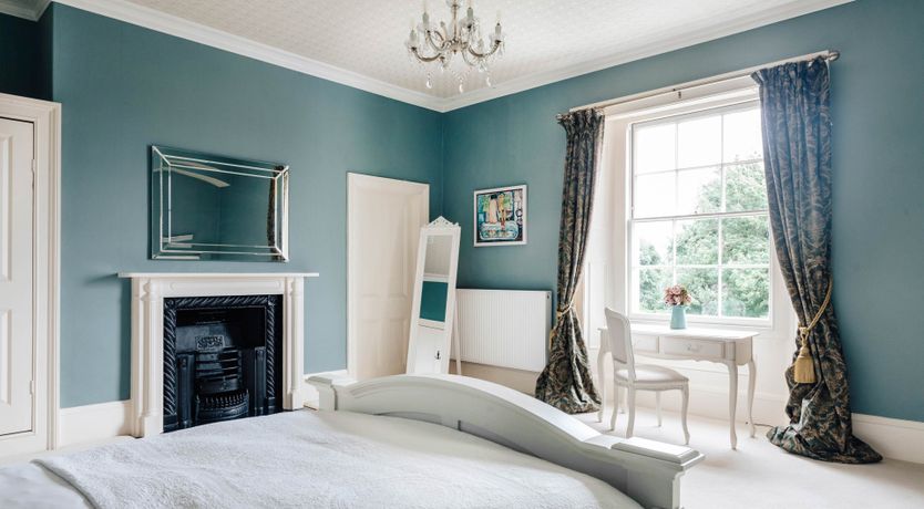 Photo of Antarctic Manor