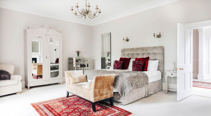 Photo of Antarctic Manor