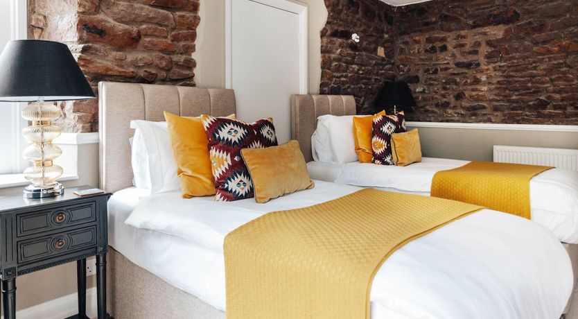 Photo of Antarctic Manor