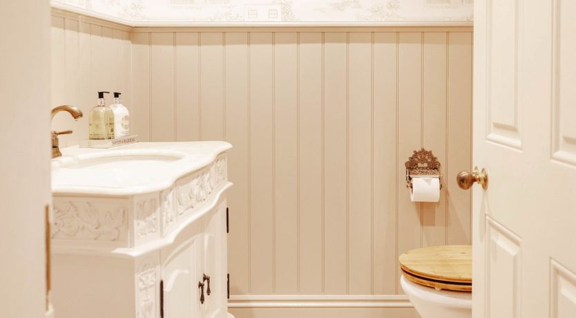 Photo of Antarctic Manor